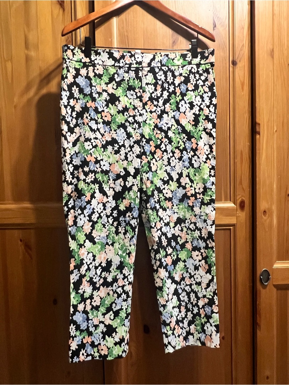Jules & Leopold Black Floral Cropped Pants with Green and Peach Accents